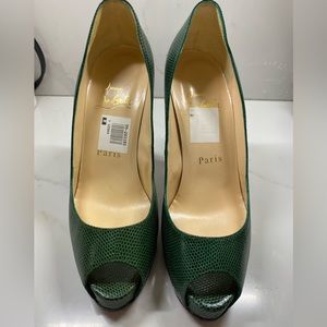 100% Authentic Christian Loubitan Green Snake Skin Platform Peeptoe Pumps  35.5